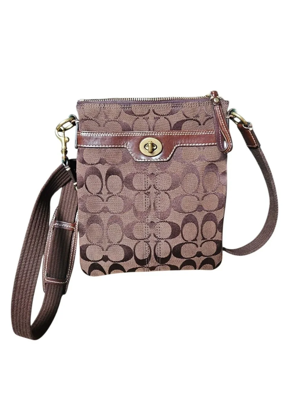 Coach Signature C Swingpack Crossbody Bag Brown Khaki Turnlock Y2K Vintage